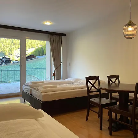 Апартаменты International House Zw 3